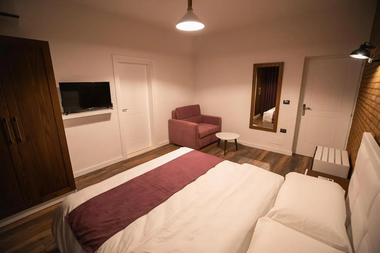 Hotel Sidi Tiran 2*,  Arnavutluk